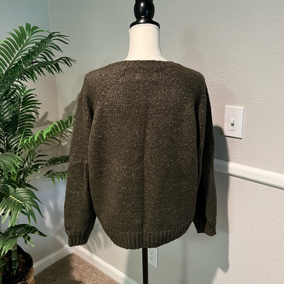 Old Navy Green Sweater - Picture 4 of 4